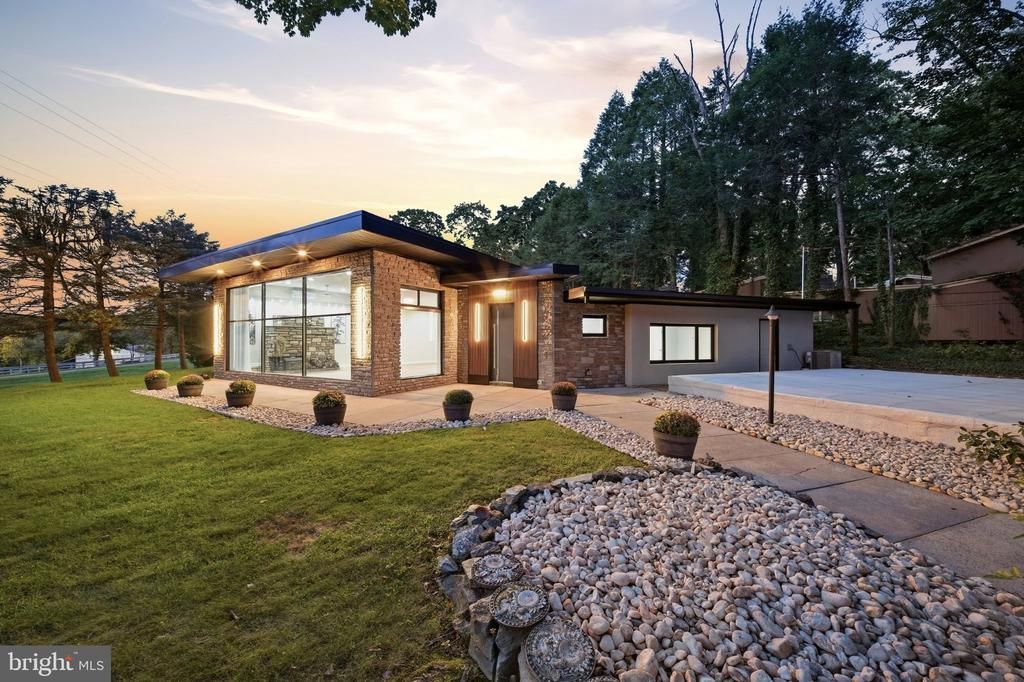 587 MORELAND ROAD , HUNTINGDON VALLEY, PA 19006