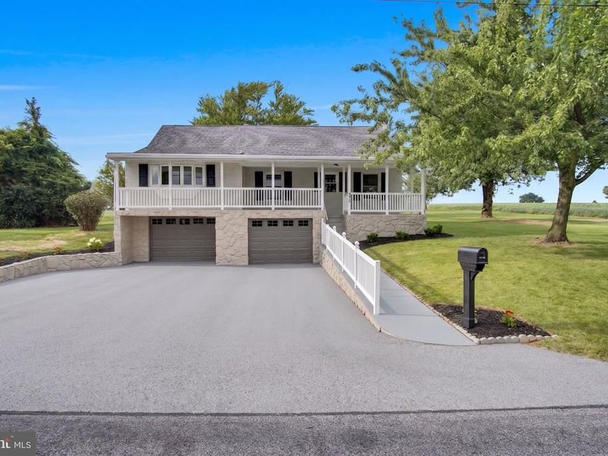 275 Manor Rd , Red Lion, PA 17356 Main Photo
