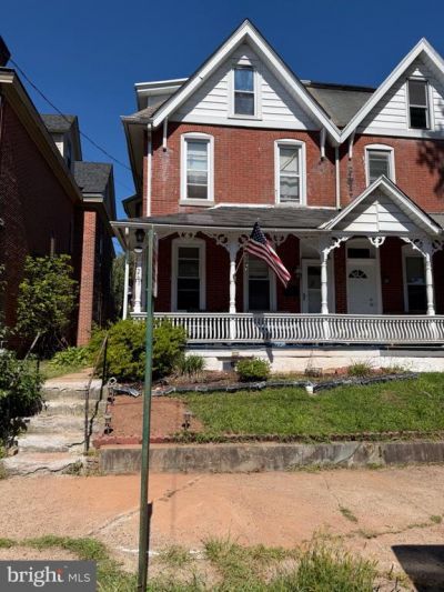 261 YOST AVENUE , SPRING CITY, PA 19475
