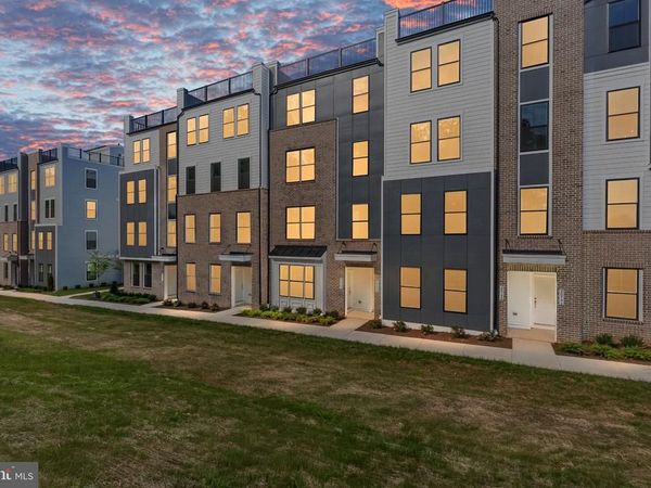 20800 CLOONGEE TERRACE , DULLES, VA 20166