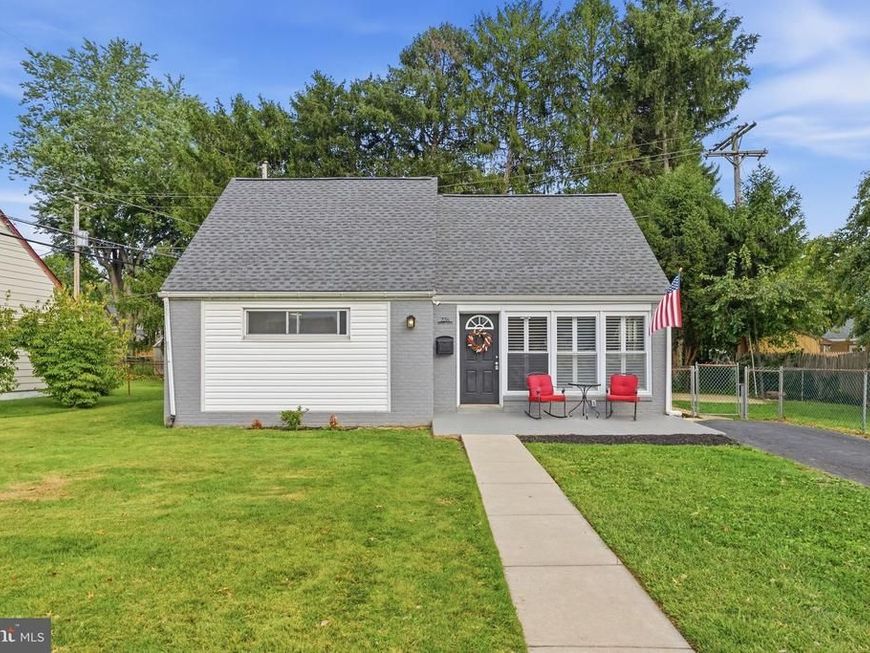 226 Oxford Circle , Norristown, PA 19403 Main Photo