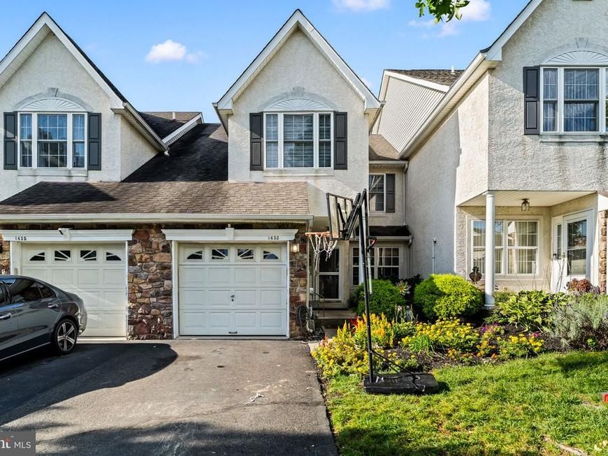 1433 Heron Way, Chalfont, PA 18914 Main Photo