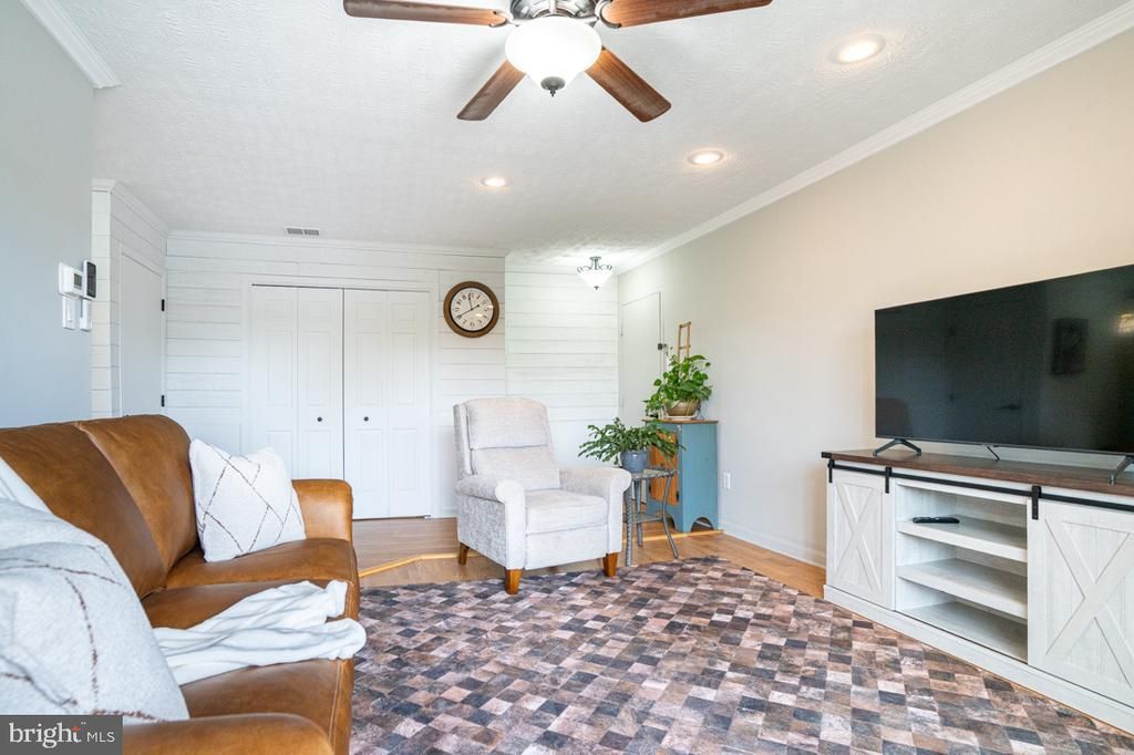 1002 SCARLET OAK COURT , HAMPSTEAD, MD 21074