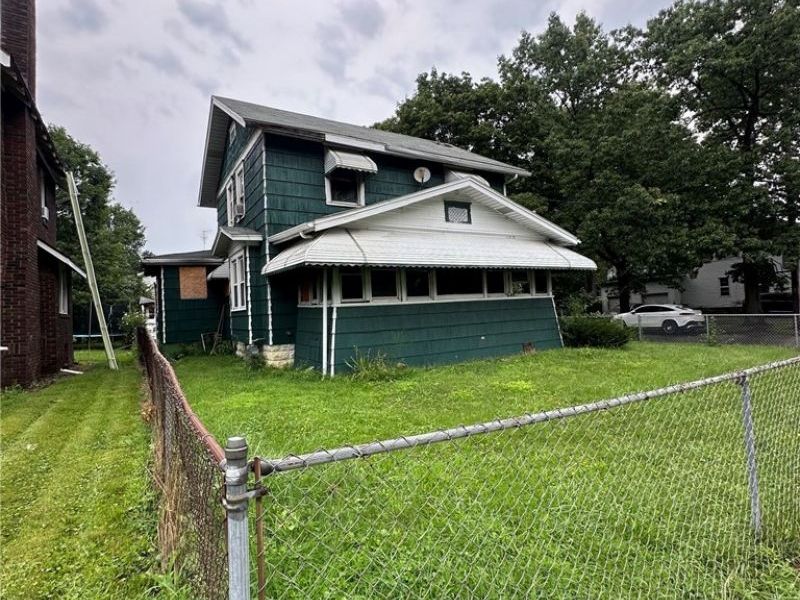 971 Lovers Lane, Akron, OH 44306 Photo 3