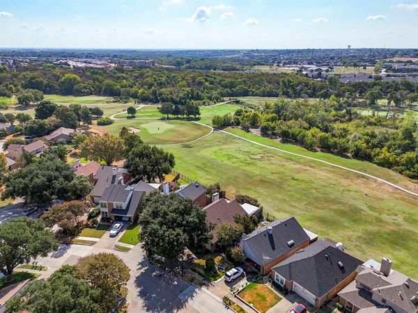 522 Briarcliff Drive , Garland, TX 75043