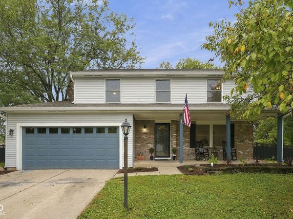 12202 Colbarn Place, Fishers, IN 46038