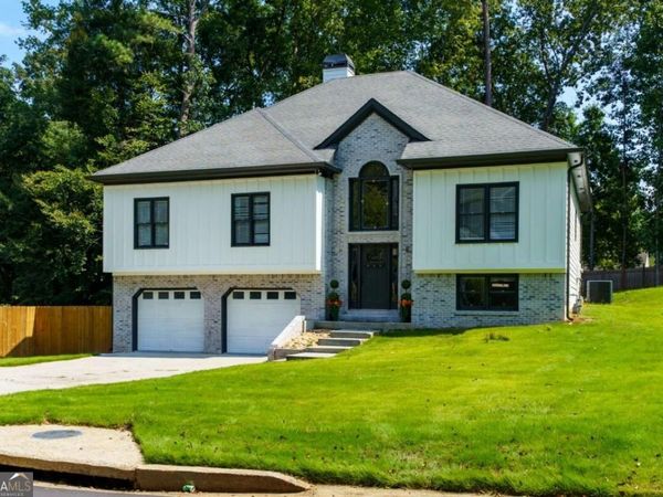 209 Tennis Court Lane NW, Kennesaw, GA 30144