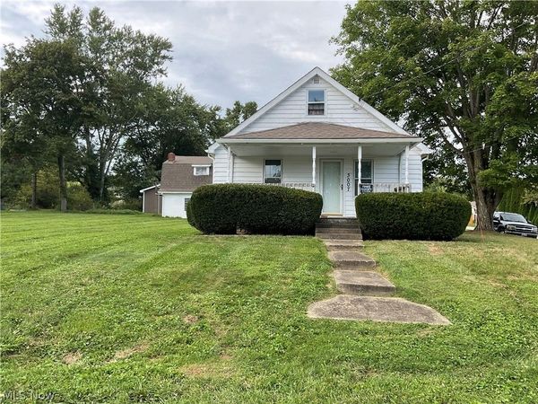 3007 Oak Street , Barberton, OH 44203