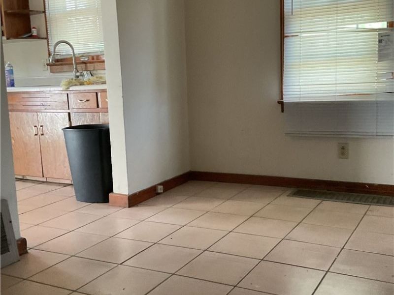 3007 Oak Street, Barberton, OH 44203 Photo 6