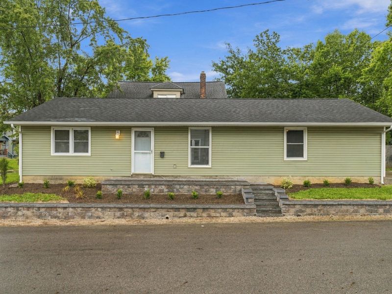 641 Siebert Street , Columbus, OH 43206 Photo 2