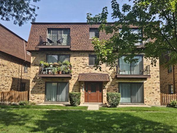9709 Bianco Terrace , Unit E, Des Plaines, IL 60016