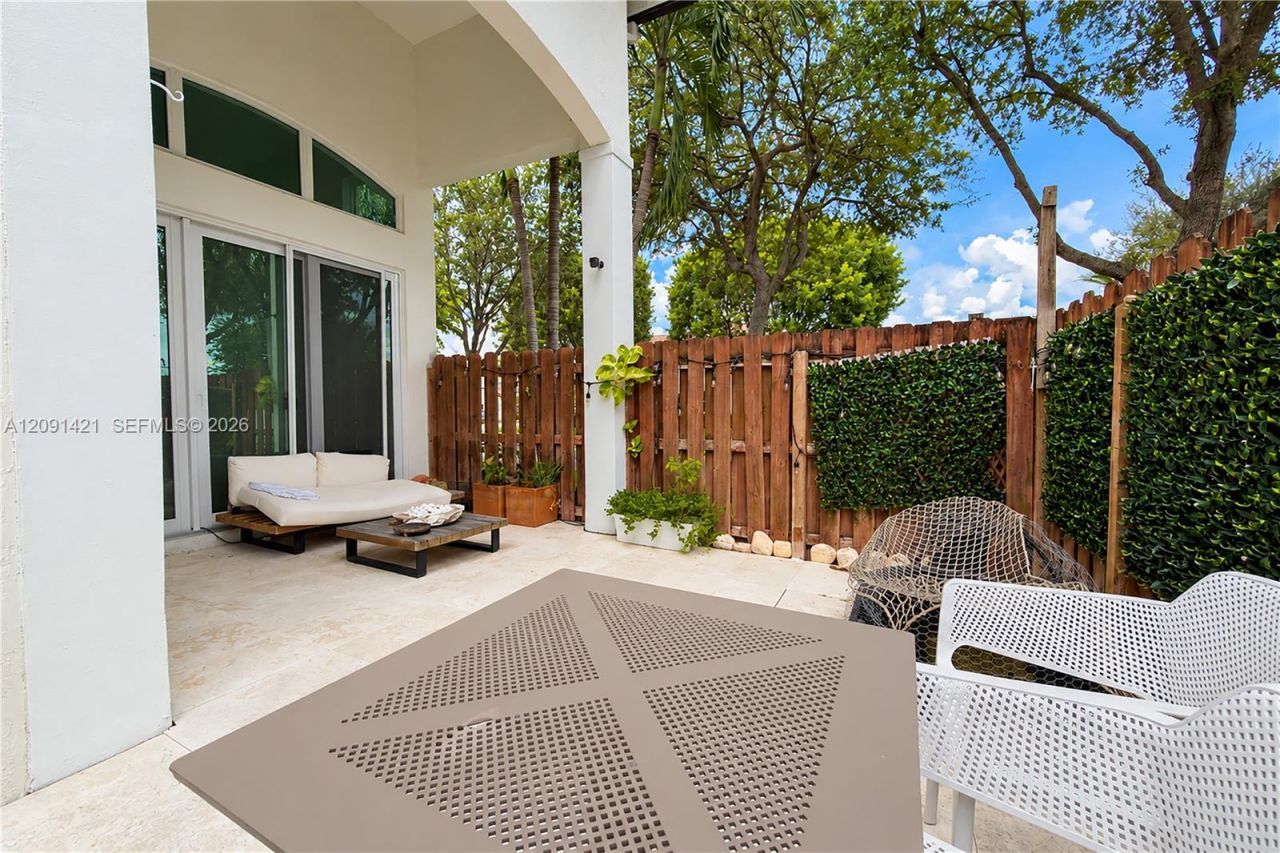 7983 NW 114th Pl , Doral, FL 33178 Photo