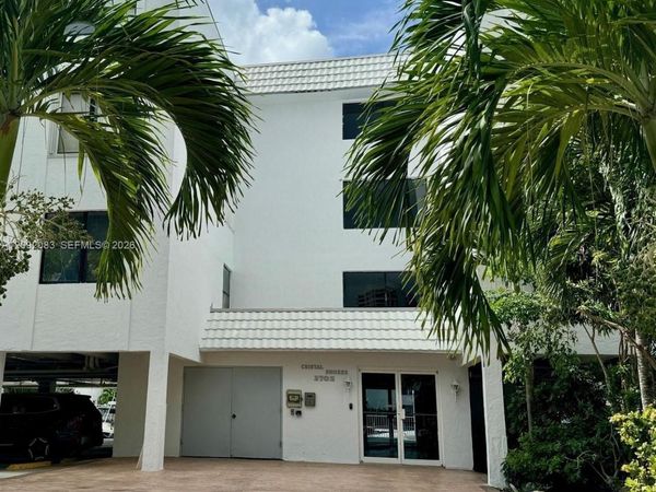 3702 NE 171st St , Unit 6, North Miami Beach, FL 33160