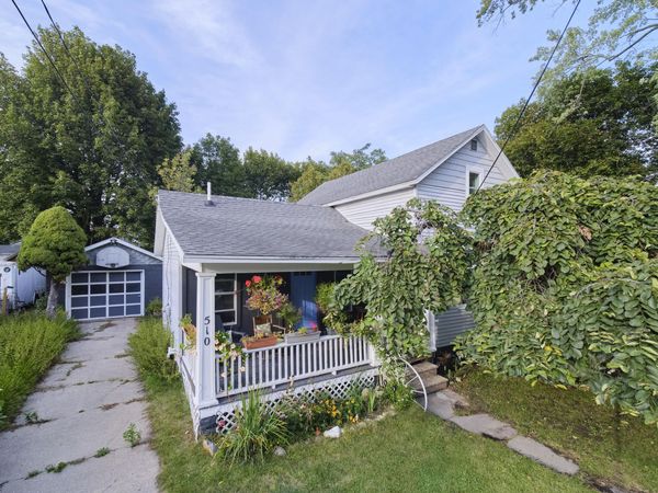 510 2nd Street, Manistee, MI 49660