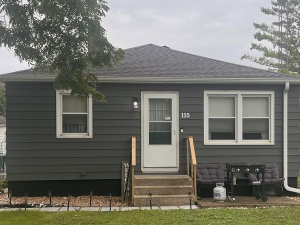115 1ST Street N, Rockwell, IA 50469