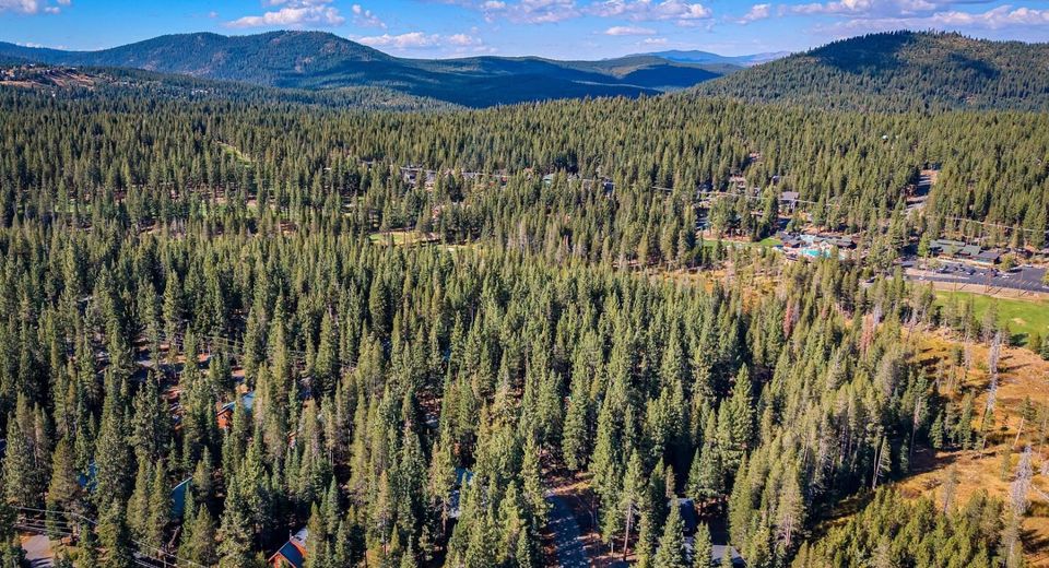 13485 Cristallina Way , Truckee, NV 89523 Photo