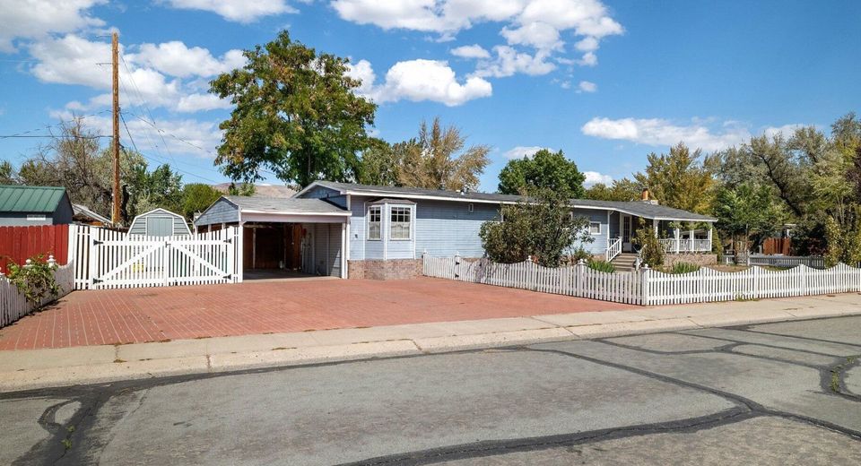 2074 Fairmont Way, Carson City, NV 89706 Photo