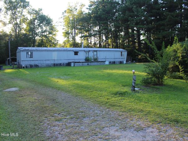 275 Pine Cliff Road , Havelock, NC 28532