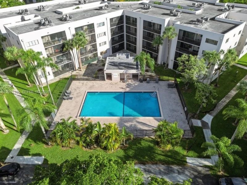8600 SW 133rd Ave Rd , Unit 410, Miami, FL 33183 Photo
