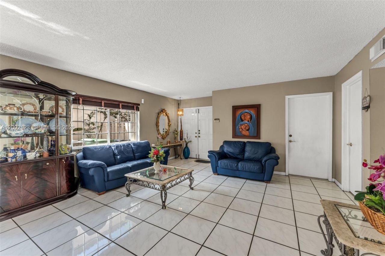 15362 SW 39th Ln, Miami, FL 33185 Photo