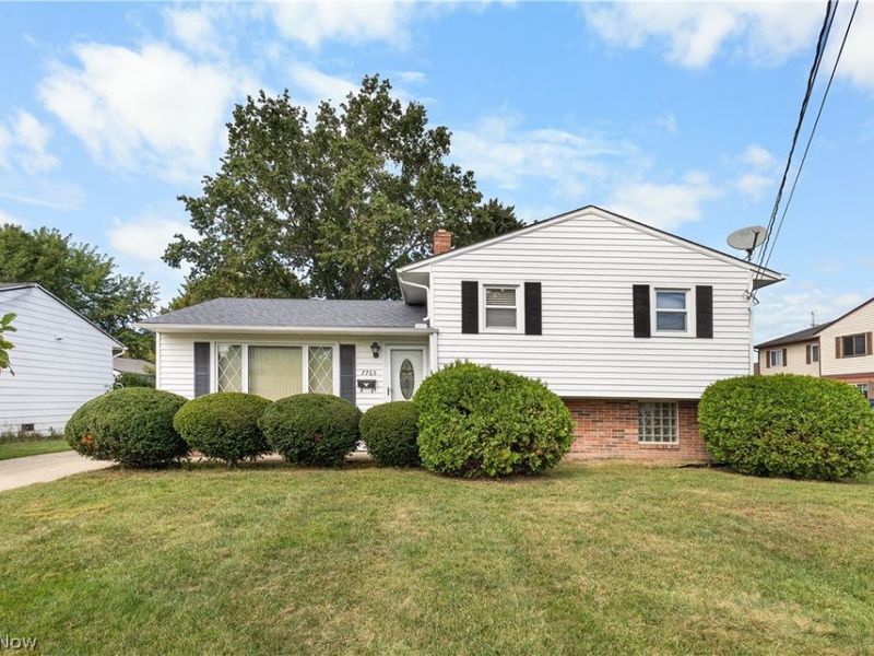 7765 Fern Drive, Mentor on the Lake, OH 44060 Photo 1
