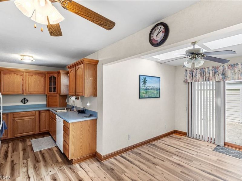7765 Fern Drive, Mentor on the Lake, OH 44060 Photo 7