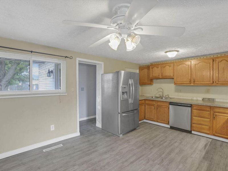 7008 Clymer Drive, Reynoldsburg, OH 43068 Photo 18