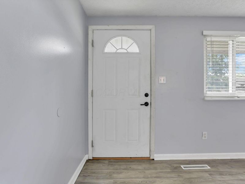 7008 Clymer Drive, Reynoldsburg, OH 43068 Photo 5