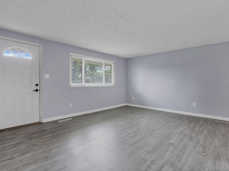 7008 Clymer Drive, Reynoldsburg, OH 43068 Photo 6