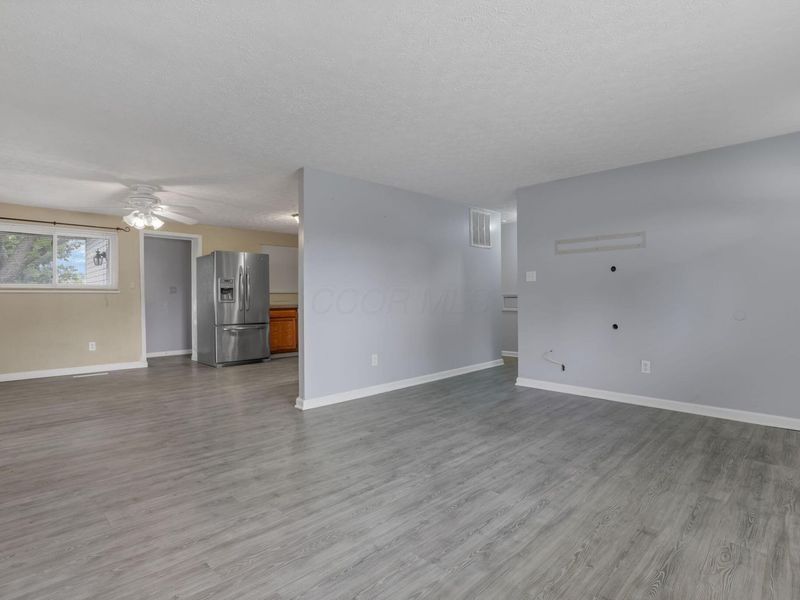 7008 Clymer Drive, Reynoldsburg, OH 43068 Photo 8