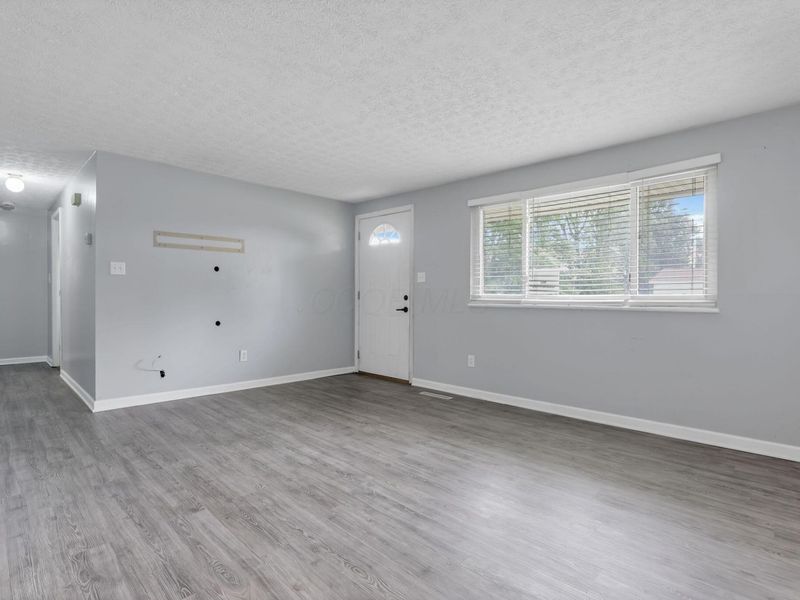 7008 Clymer Drive, Reynoldsburg, OH 43068 Photo 9