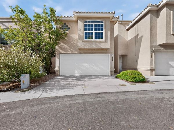 5008 Serena Circle NE, Albuquerque, NM 87111