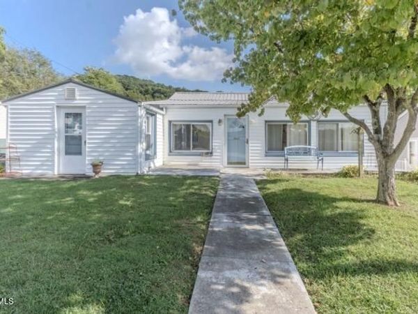 2336 Anderson Street, Bristol, TN 37620