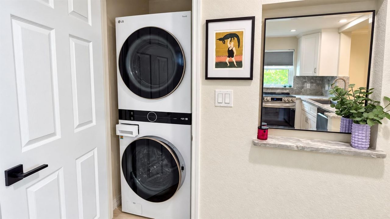 954 La Costa Circle , Unit 1, Sarasota, FL 34237 Photo