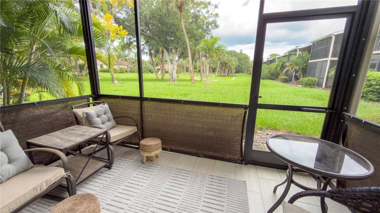 954 La Costa Circle , Unit 1, Sarasota, FL 34237 Photo