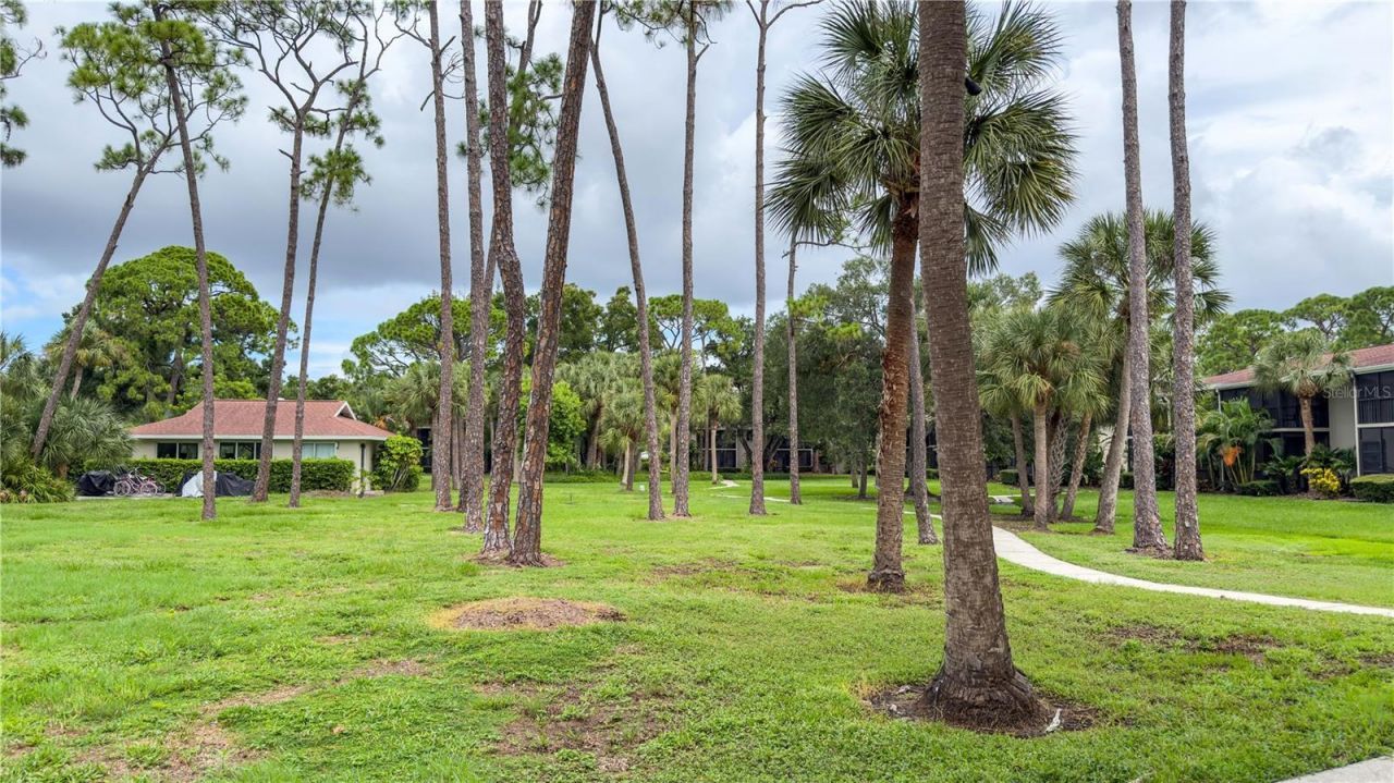 954 La Costa Circle , Unit 1, Sarasota, FL 34237 Photo