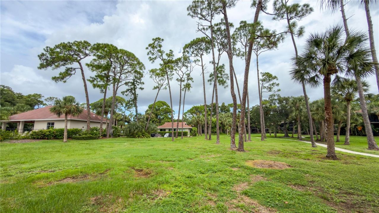 954 La Costa Circle , Unit 1, Sarasota, FL 34237 Photo