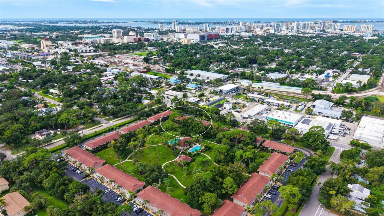 954 La Costa Circle , Unit 1, Sarasota, FL 34237 Photo
