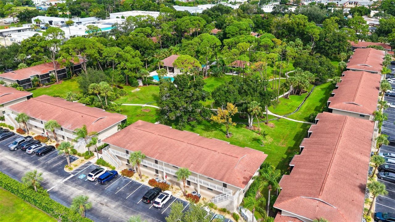 954 La Costa Circle , Unit 1, Sarasota, FL 34237 Photo