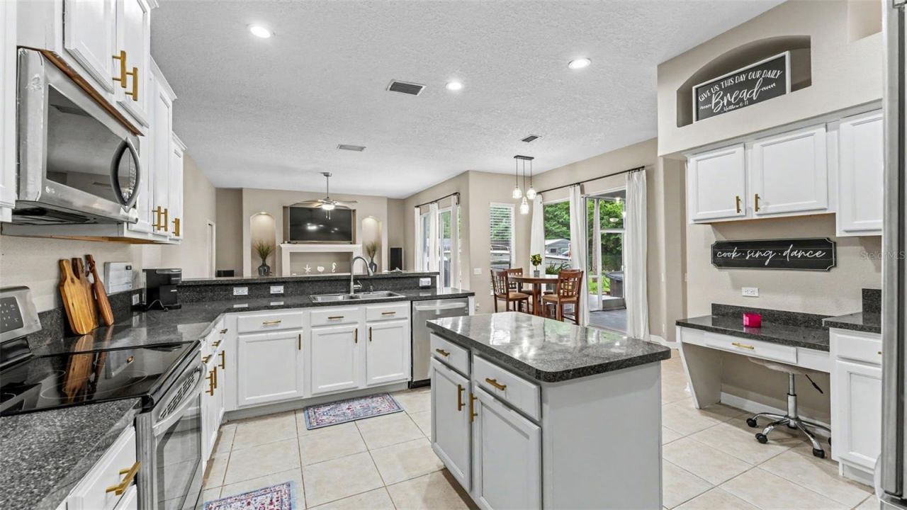2385 4th Street, Mulberry, FL 33860 Photo