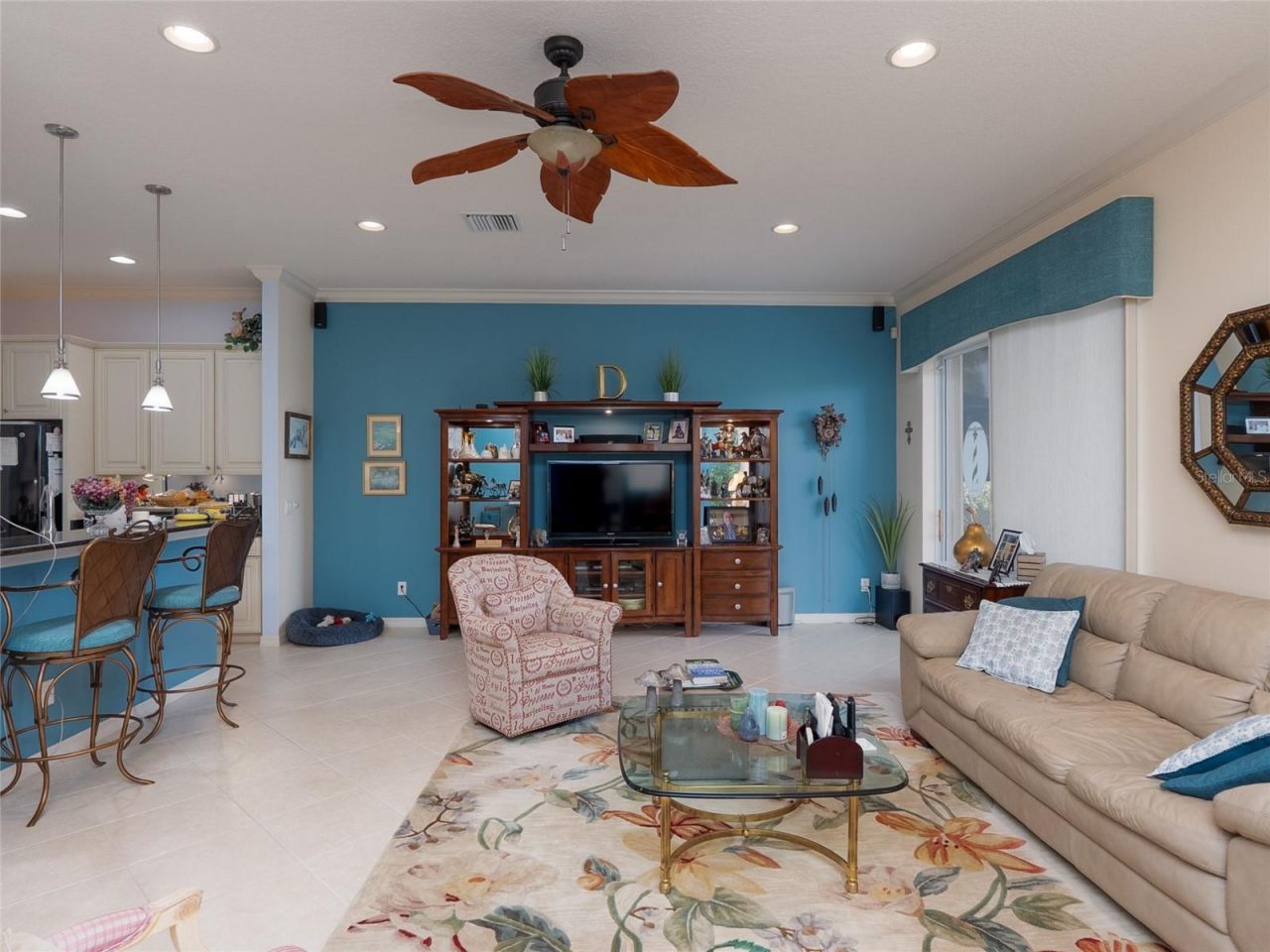 6725 41st Street Circle E, Sarasota, FL 34243 Photo