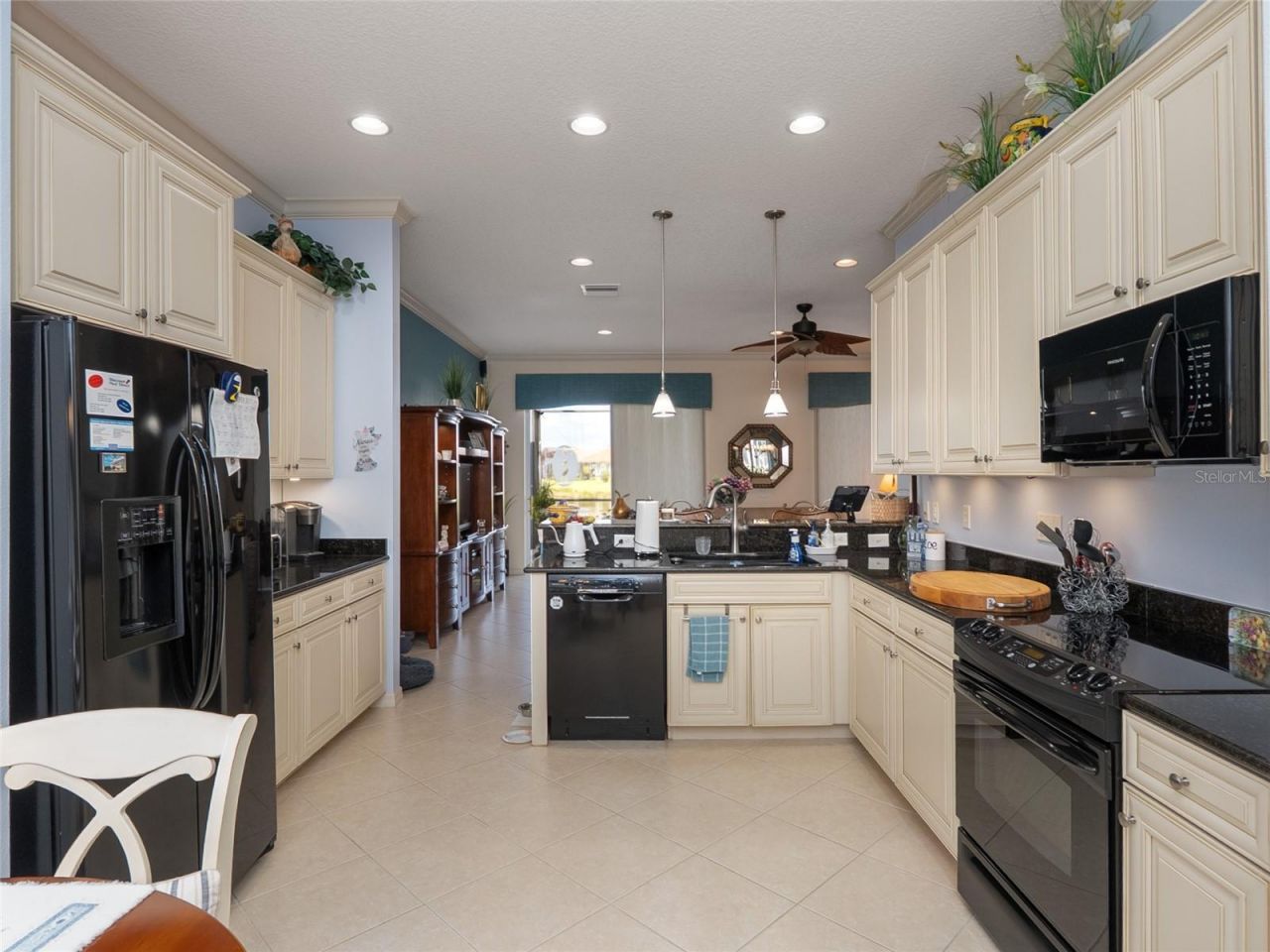 6725 41st Street Circle E, Sarasota, FL 34243 Photo