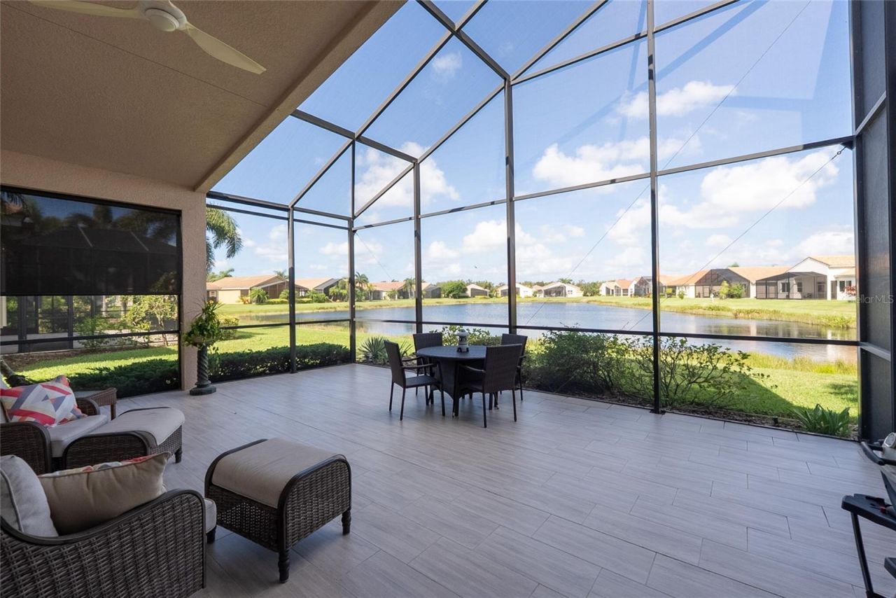 6725 41st Street Circle E, Sarasota, FL 34243 Photo