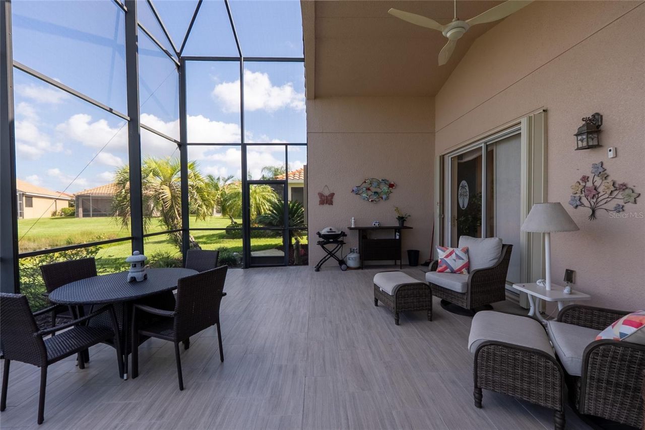 6725 41st Street Circle E, Sarasota, FL 34243 Photo
