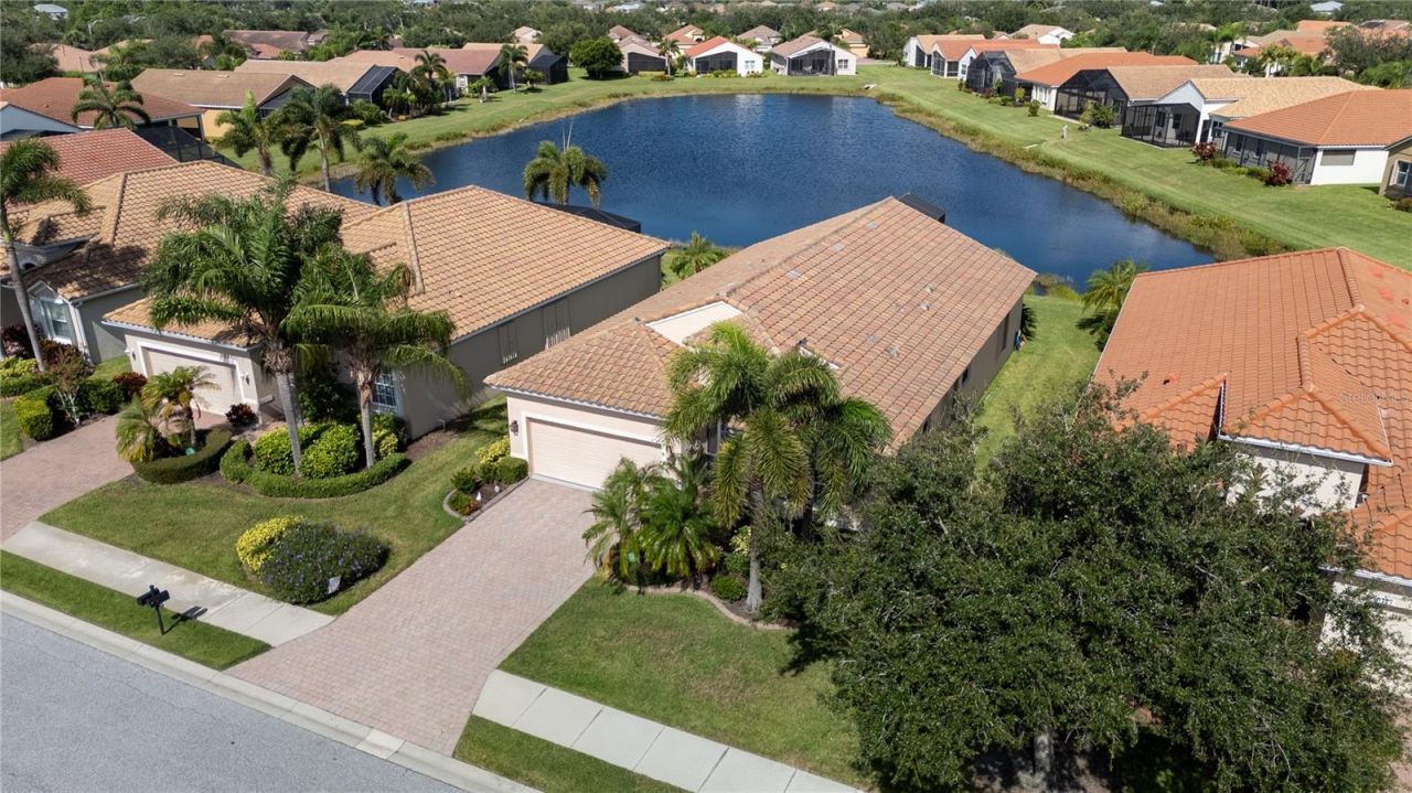 6725 41st Street Circle E, Sarasota, FL 34243 Photo