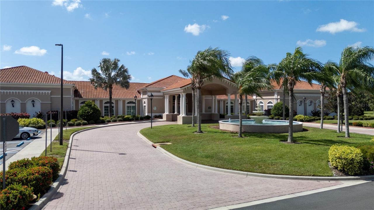 6725 41st Street Circle E, Sarasota, FL 34243 Photo