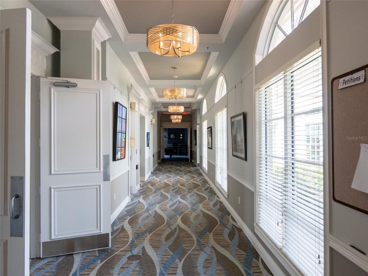 6725 41st Street Circle E, Sarasota, FL 34243 Photo