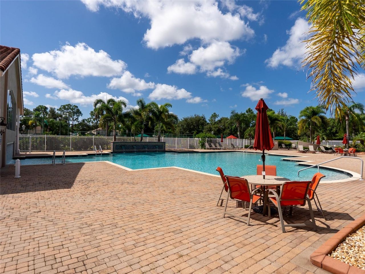 6725 41st Street Circle E, Sarasota, FL 34243 Photo