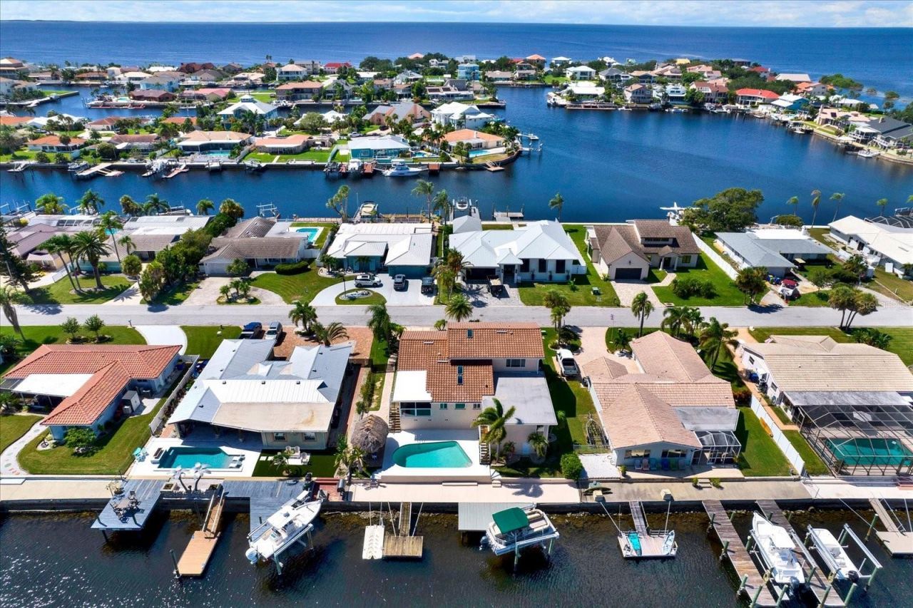 5532 Pilots Place, New Port Richey, FL 34652 Photo