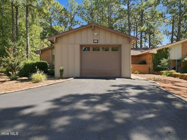 625 Redwood Drive, Southern Pines, NC 28387